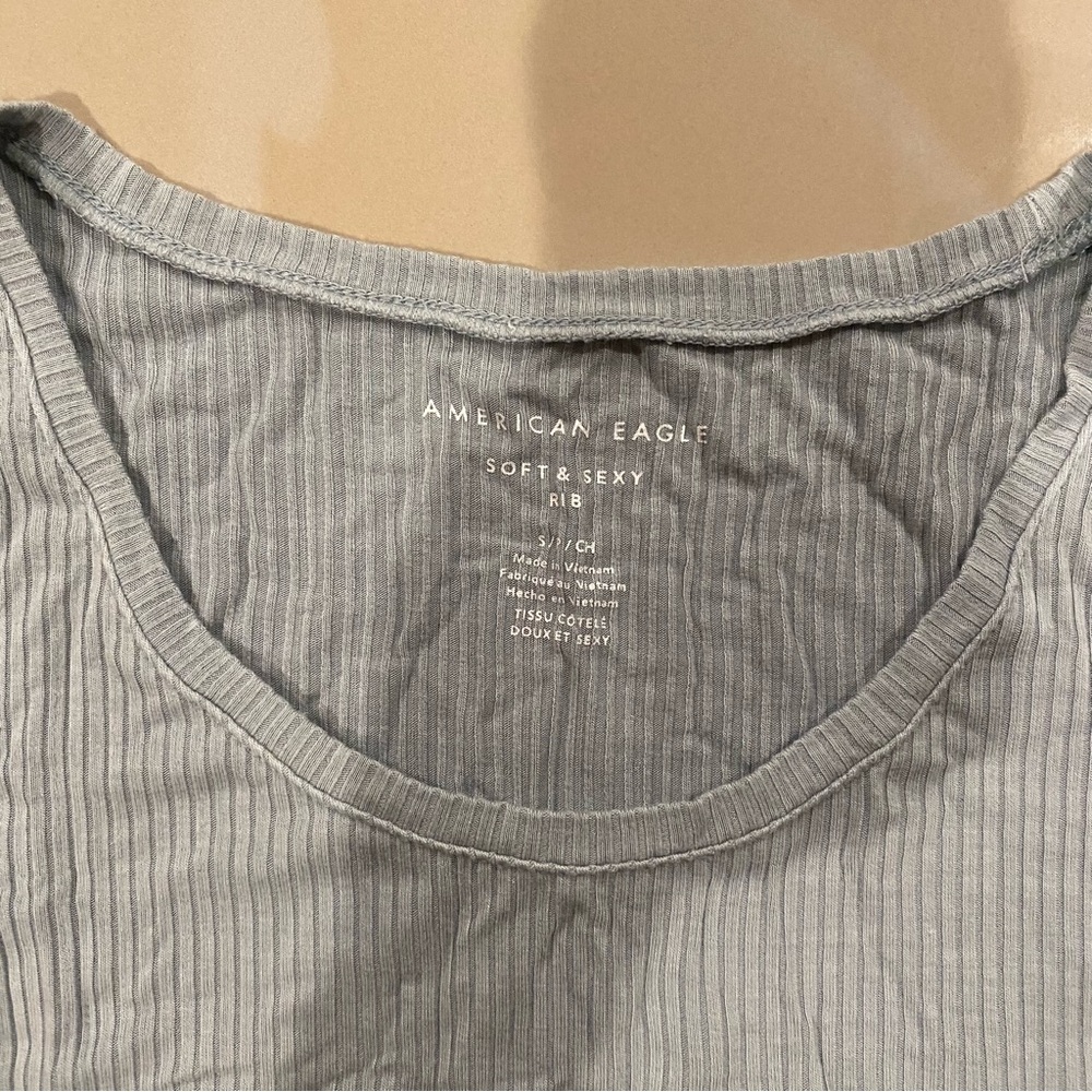 American Eagle Ribbed Tank Top - Picture 2 of 3